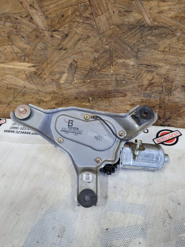 Моторчик стеклоочистителя задний TOYOTA LAND CRUISER PRADO 120 02-09 Внедорожник