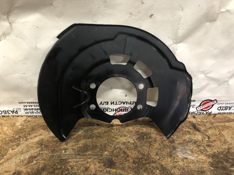 Защита тормозного диска передняя правая Q50 20- 2021 Седан 3.0 VR30DDTT Защита тормозного диска передняя правая Q50 20- 2021 Седан 3.0 VR30DDTT