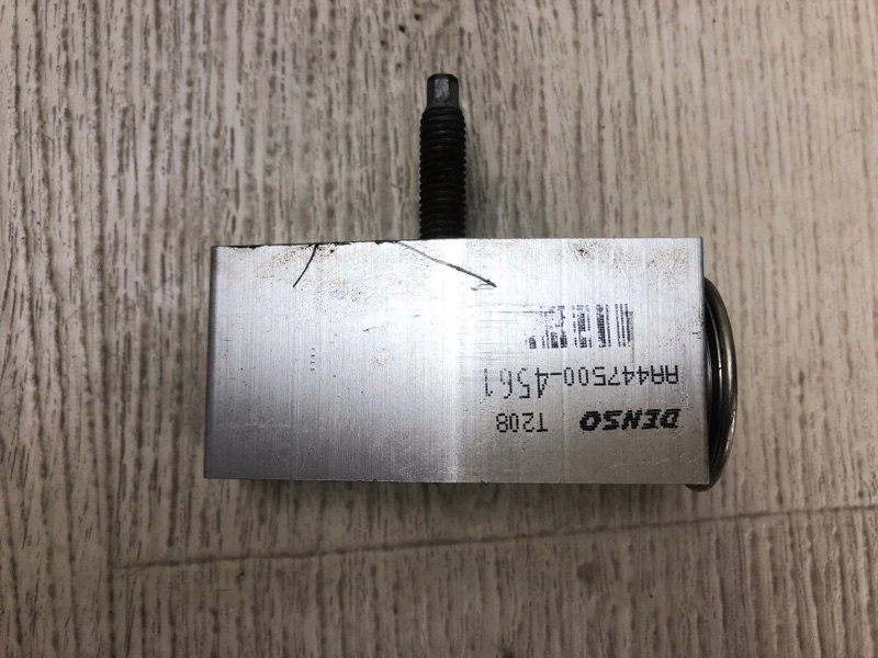 Клапан кондиционера 200 14-16 2016 UF 2.4 ED6