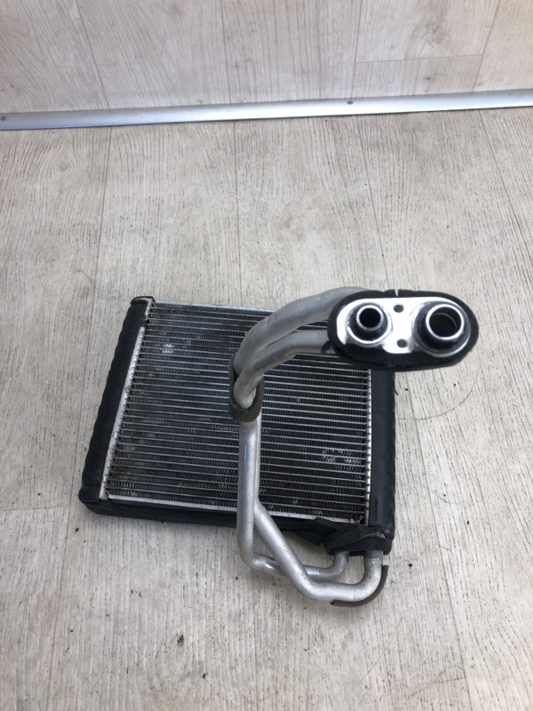 Испаритель кондиционера 200 14-16 2016 UF 2.4 ED6