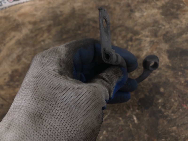 Датчик ABS задний левый OUTLANDER GF 12- 2017 Внедорожник 2.4 Датчик ABS задний левый OUTLANDER GF 12- 2017 Внедорожник 2.4