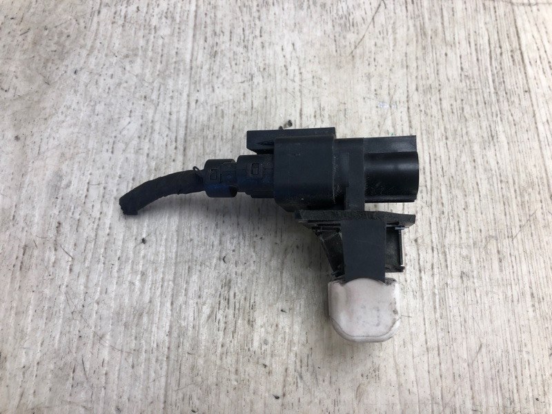 Запчасть резистор вентилятора радиатора HYUNDAI ELANTRA MD 10-15 2011 MD 1.8 G4NB 25385-07550 Б/У Резистор вентилятора радиатора HYUNDAI ELANTRA MD 10-15 2011 MD 1.8 G4NB 25385-07550 Б/У