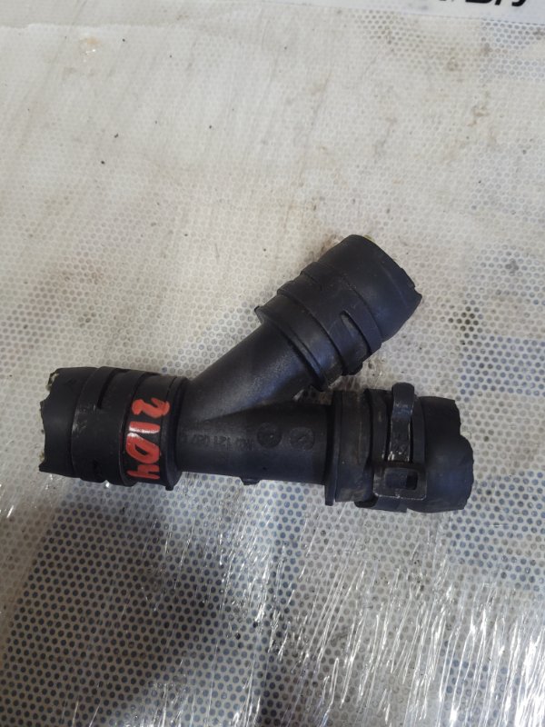 Фланец системы охлаждения VOLKSWAGEN JETTA USA 10-17 Седан 1.4L TSI I-4 Turbocharged