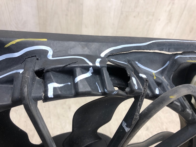 Диффузор вентилятора основного радиатора ELANTRA MD 10-15 2011 MD 1.8 G4NB