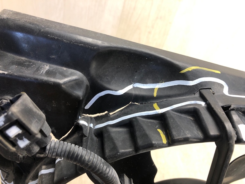 Диффузор вентилятора основного радиатора ELANTRA MD 10-15 2011 MD 1.8 G4NB