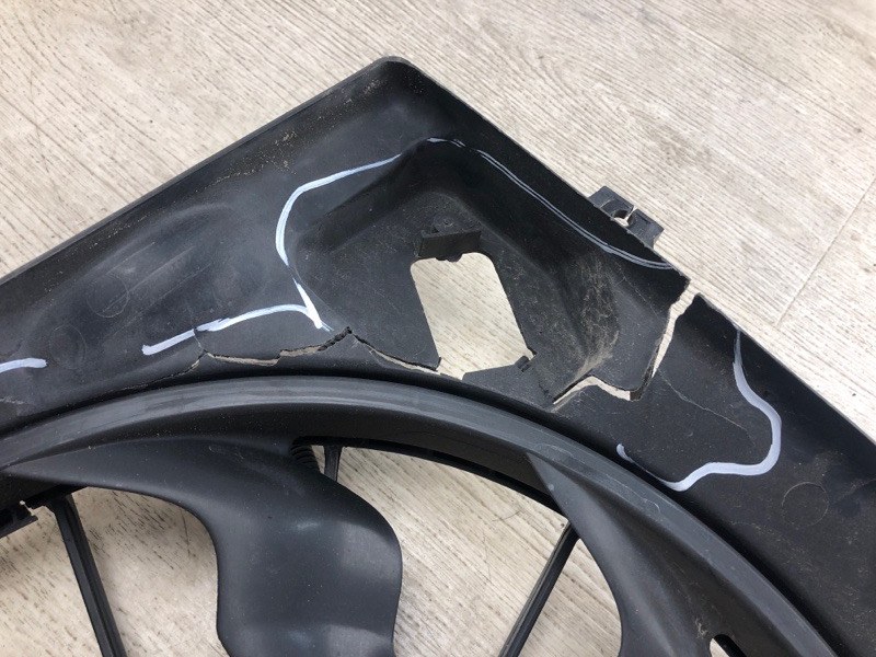 Диффузор вентилятора основного радиатора ELANTRA MD 10-15 2011 MD 1.8 G4NB