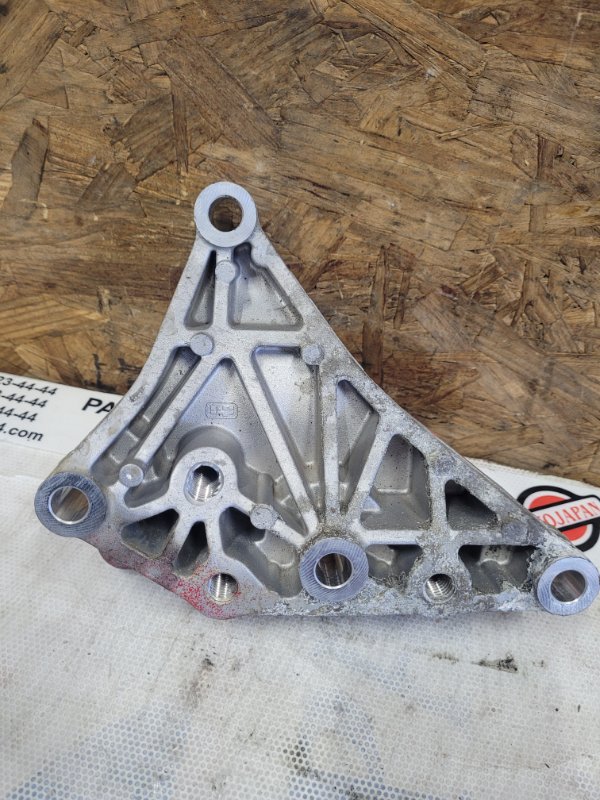 Кронштейн КПП JEEP RENEGADE (BU) 14- Wagon 2.4L I4 ZERO EVAP M-AIR Кронштейн КПП JEEP RENEGADE (BU) 14- Wagon 2.4L I4 ZERO EVAP M-AIR