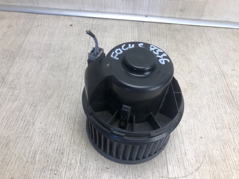 Моторчик печки FORD FOCUS 10-18 CB8 2.0 XQDA Моторчик печки FORD FOCUS 10-18 CB8 2.0 XQDA