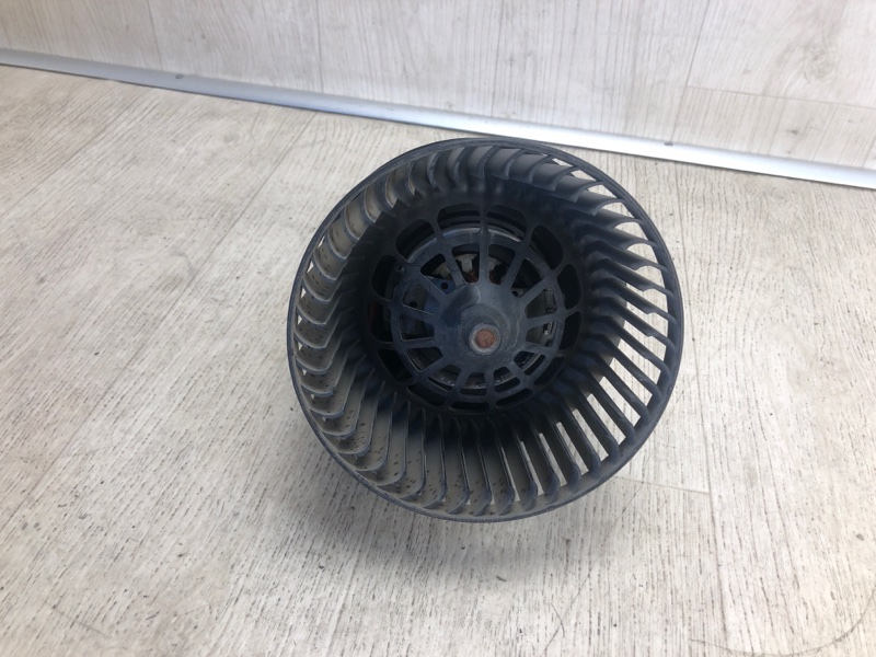 Моторчик печки FOCUS 10-18 2017 CB8 2.0 XQDA Моторчик печки FOCUS 10-18 2017 CB8 2.0 XQDA