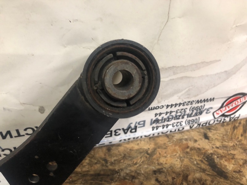 Рычаг задней подвески поперечный верхний задний левый SUZUKI KIZASHI 09-14 Седан 2.4