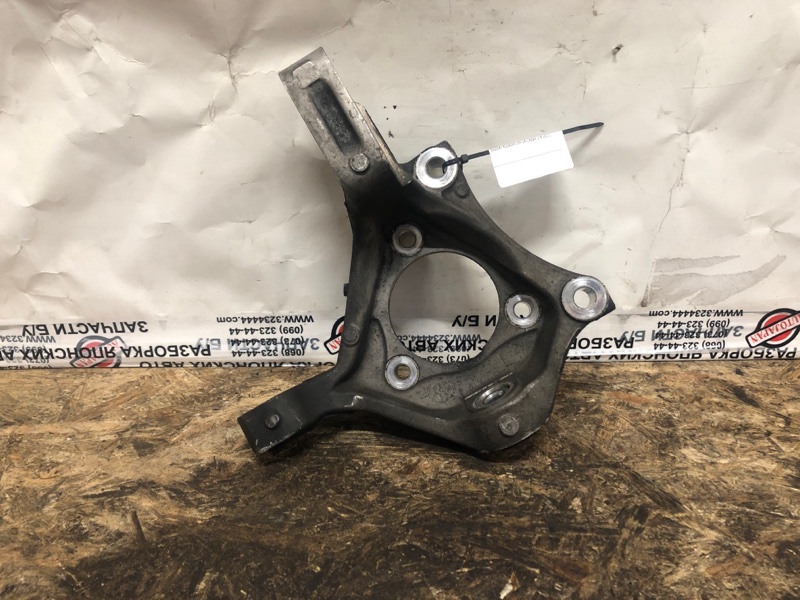 Кулак поворотный передний левый SUZUKI KIZASHI 09-14 Седан 2.4