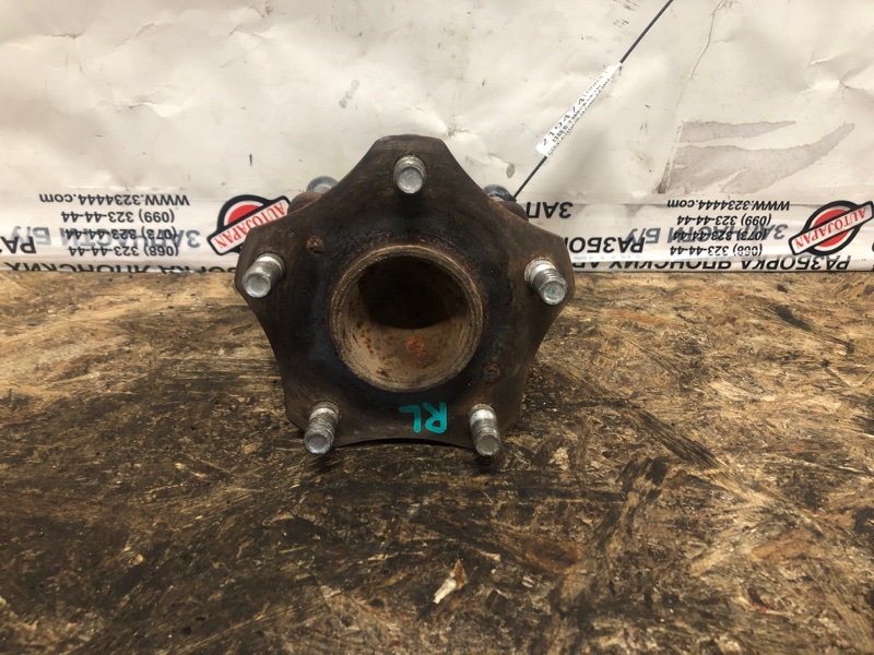 Ступица задняя левая SUZUKI KIZASHI 09-14 2011 Седан 2.4 43402-57L00 Б/У