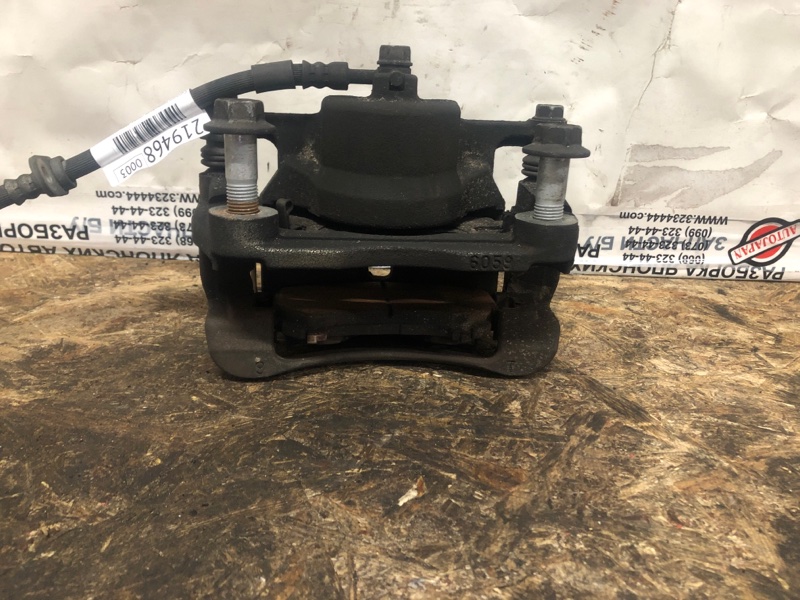 Суппорт тормозной передний левый SUZUKI KIZASHI 09-14 Седан 2.4