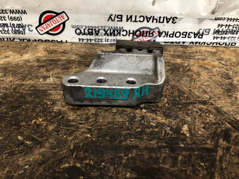 Кронштейн опоры двигателя правый KIZASHI 09-14 2011 Седан 2.4