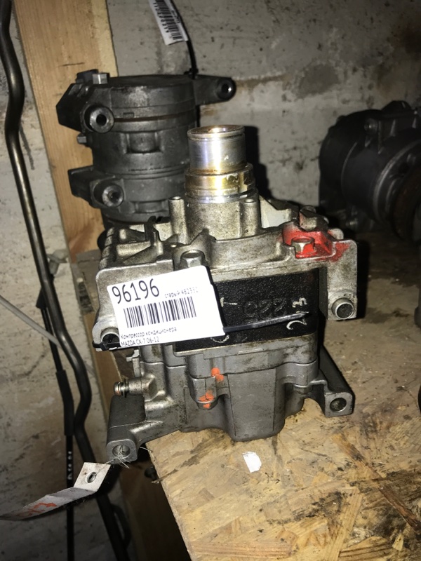 Компрессор кондиционера MAZDA CX-7 06-12 GJ6A-61-K00D Б/У