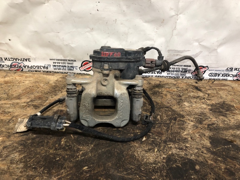 Запчасть суппорт тормозной задний левый JEEP RENEGADE (BU) 14- 2020 Wagon 2.4L I4 ZERO EVAP M-AIR 68263130AA Б/У Суппорт тормозной задний левый JEEP RENEGADE (BU) 14- 2020 Wagon 2.4L I4 ZERO EVAP M-AIR 68263130AA Б/У