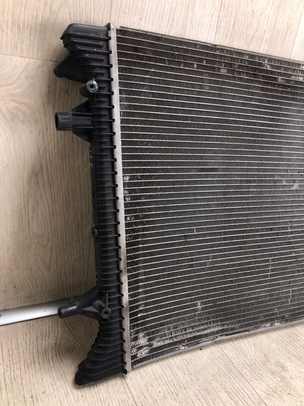 Радиатор основной VOLKSWAGEN JETTA USA 10-17 162 1.4 CZTA