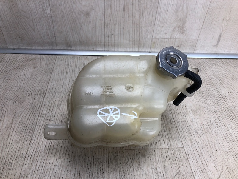 Бачок расширительный JOURNEY 08-20 2008 JC 3.5 EGF