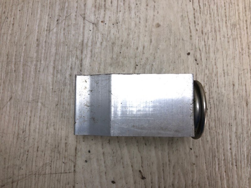 Клапан кондиционера X-TRAIL/ROGUE T32 13-20 2017 T32 2.5 QR25DE