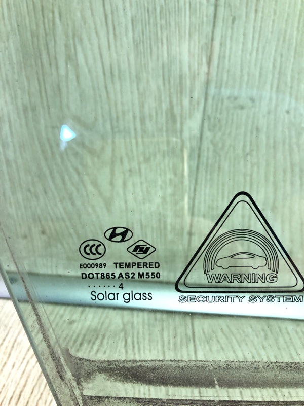 Стекло двери переднее правое HYUNDAI SONATA YF 10-14 YF 2.0 G4KH