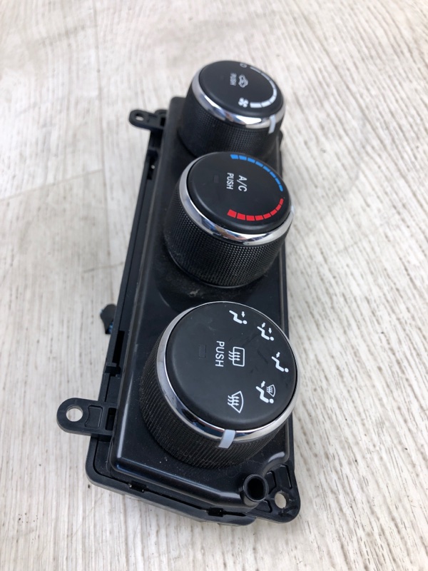 Блок управления печкой COMPASS 06-16 2014 MK49 2.0 ECN Блок управления печкой COMPASS 06-16 2014 MK49 2.0 ECN