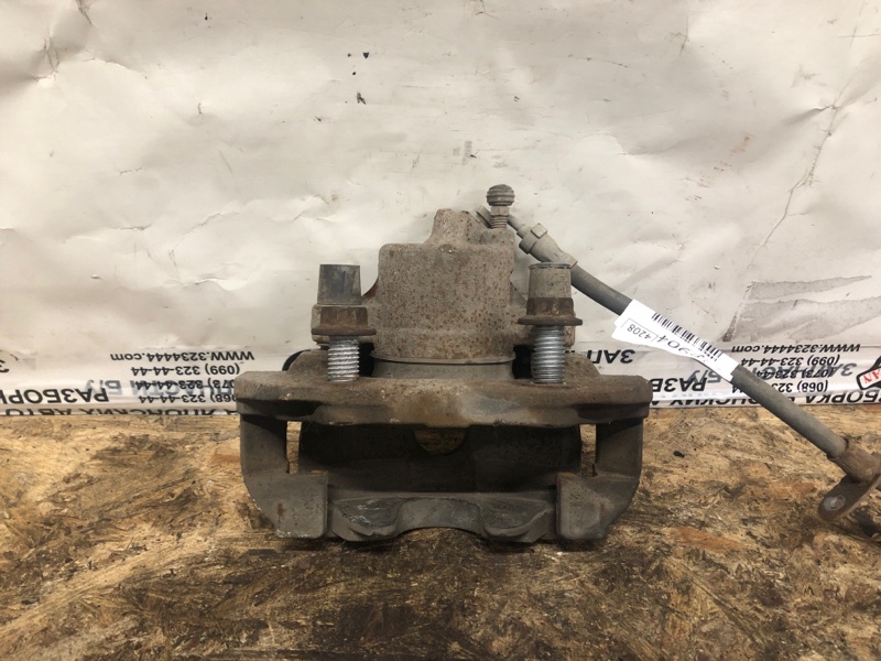 Суппорт тормозной передний правый FORD FOCUS 10-18 Хетчбек 2.0L GDI I4 flex fuel engine