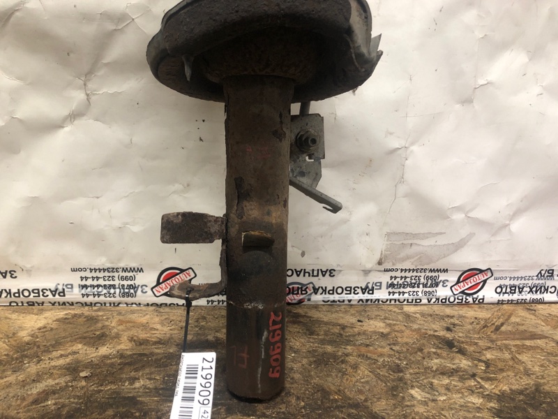 Амортизатор передний левый FOCUS 10-18 2012 Хетчбек 2.0L GDI I4 flex fuel engine