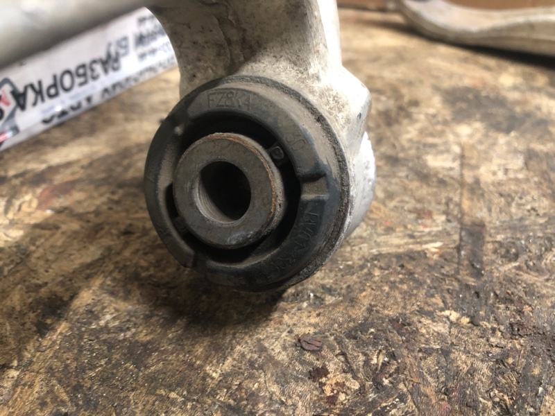 Рычаг передней подвески нижний передний левый FOCUS 10-18 2012 Хетчбек 2.0L GDI I4 flex fuel engine