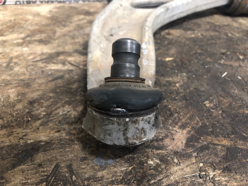 Рычаг передней подвески нижний передний левый FOCUS 10-18 2012 Хетчбек 2.0L GDI I4 flex fuel engine