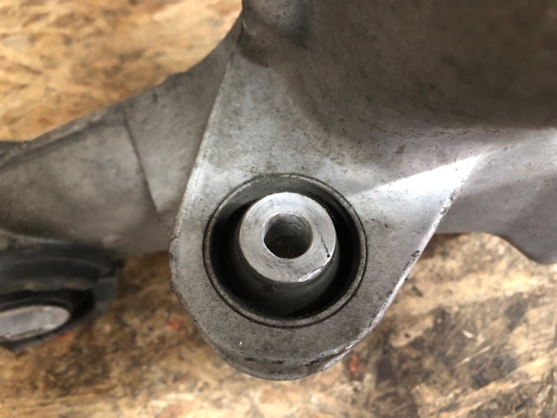 Балка задней подвески RL 05-12 2008 Седан 3.5