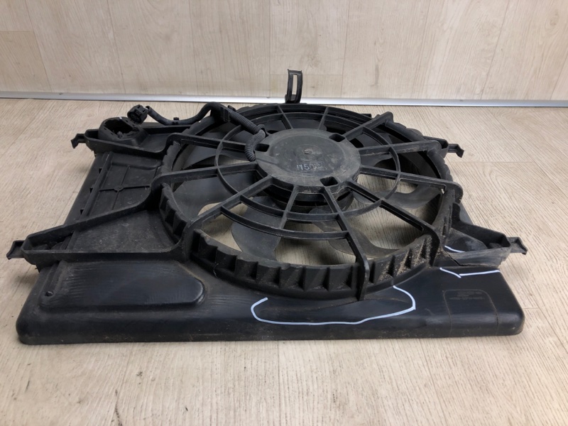 Диффузор вентилятора основного радиатора ELANTRA HD 06-11 2009 HD 2.0 G4GC