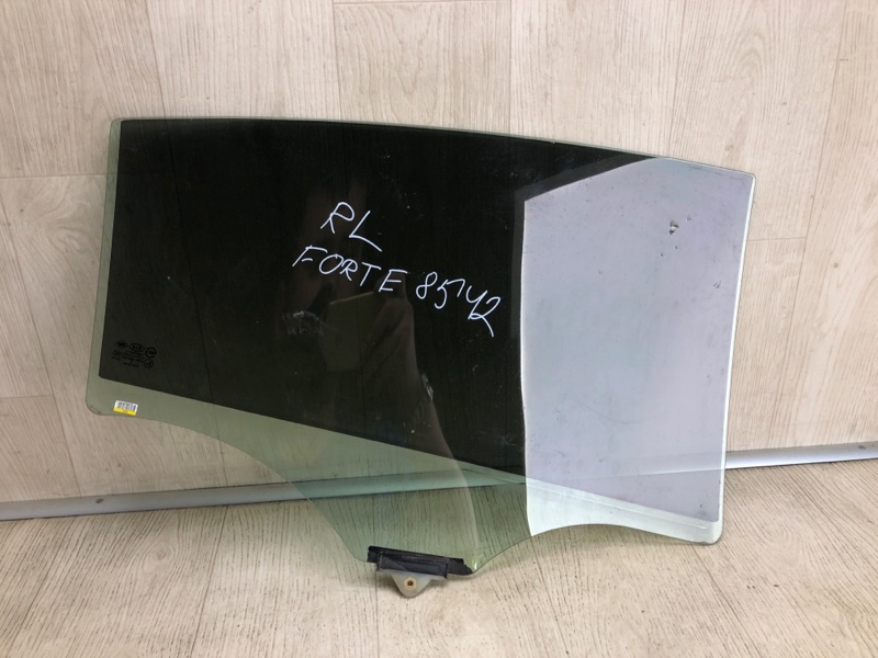 Стекло двери заднее левое KIA FORTE YD 12- YD 1.8 G4NB