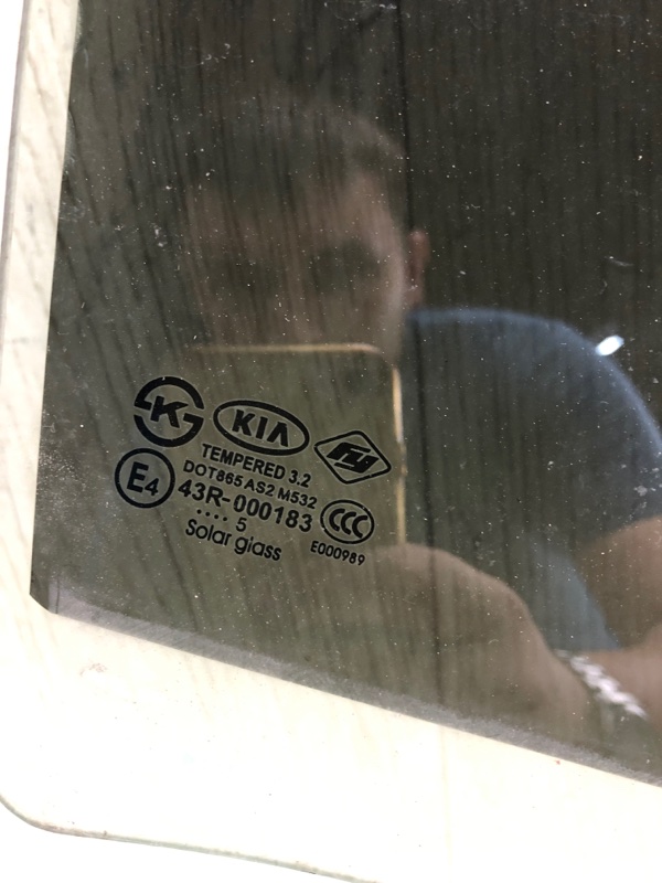 Стекло двери заднее правое FORTE YD 12- 2015 YD 1.8 G4NB