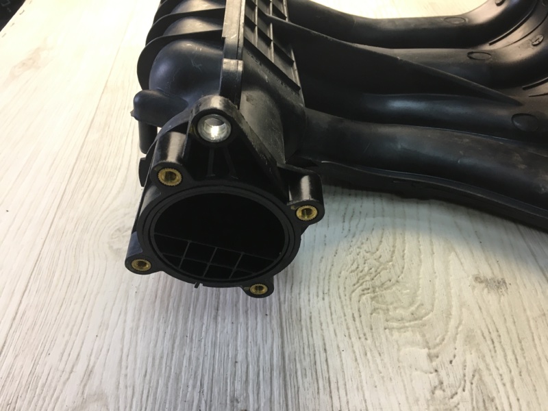 Коллектор впускной NV200 USA 13- 2015 M20XUS 2.0 MR20DE