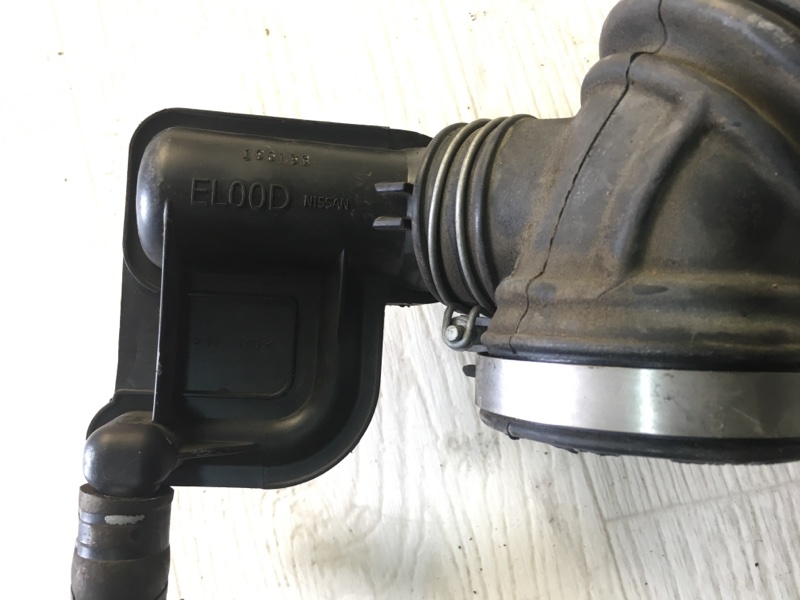 Патрубок воздушного фильтра NISSAN NV200 USA 13- M20XUS 2.0 MR20DE