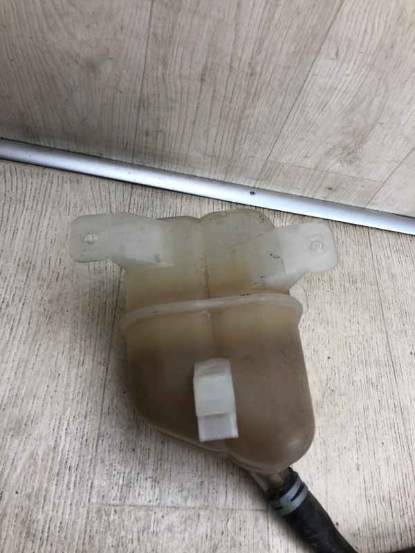 Бачок расширительный EDGE 06-14 2014 TQ1 3.5 PDED