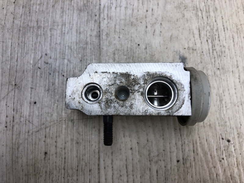 Клапан кондиционера ELANTRA HD 06-11 2007 HD 2.0 G4GC