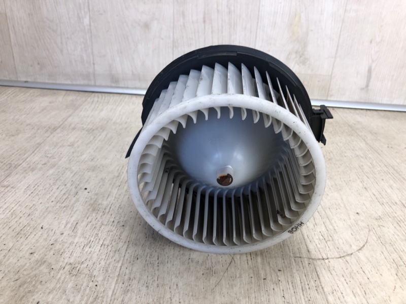 Моторчик печки SONATA YF 10-14 2012 YF 2.0 G4KH