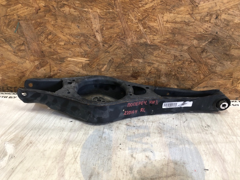 Рычаг задней подвески поперечный нижний задний левый VOLKSWAGEN JETTA USA 10-17 2017 Седан 1.4L TSI I-4 Turbocharged 1K0 505 311 AB Б/У