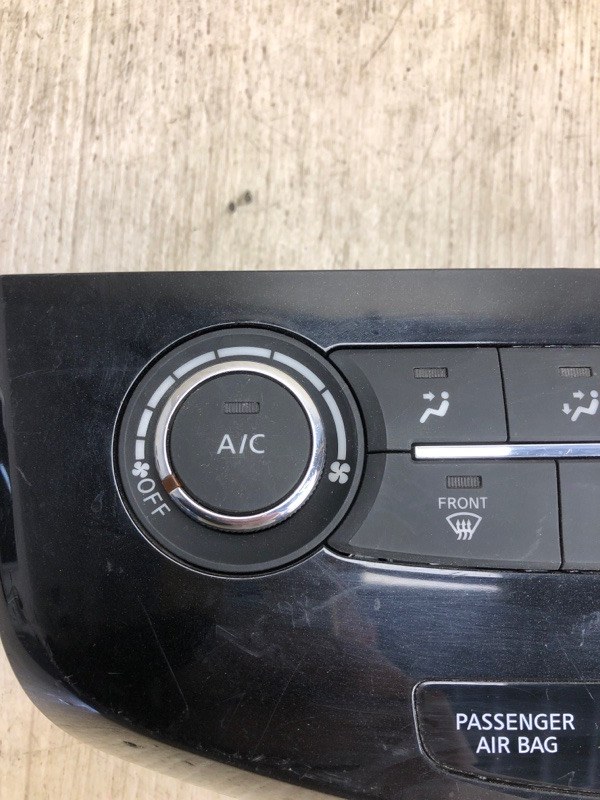 Блок управления печкой NISSAN X-TRAIL/ROGUE T32 13-20 T32 2.5 QR25DE