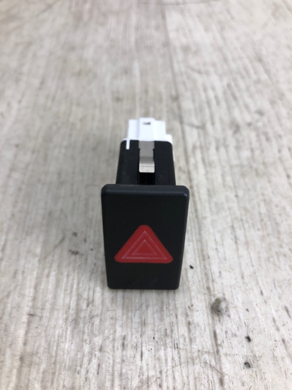 Кнопка аварийной сигнализации VOLKSWAGEN JETTA USA 10-17 162 CBTA 2.5L