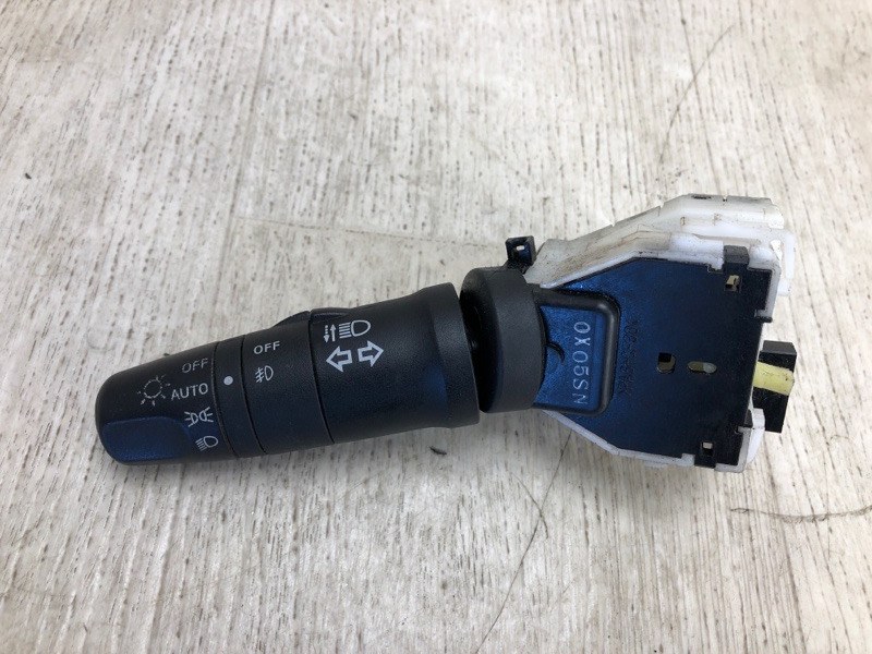 Подрулевой переключатель левый NISSAN ROGUE 08-15 2010 S35 2.5 QR25DE 25540-CM31E Б/У