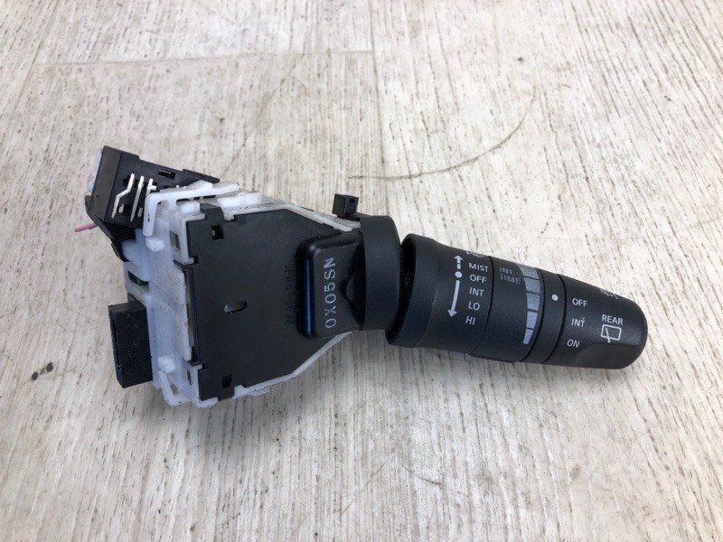 Подрулевой переключатель правый NISSAN ROGUE 08-15 2010 S35 2.5 QR25DE 25260-JM00E Б/У
