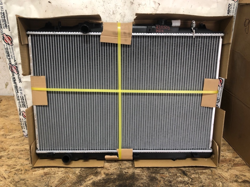 Запчасть радиатор основной ACURA MDX (YD3) 13-21 2015 Внедорожник 3.5 19010-5J6-A01 новая Радиатор основной ACURA MDX (YD3) 13-21 2015 Внедорожник 3.5 19010-5J6-A01 новая