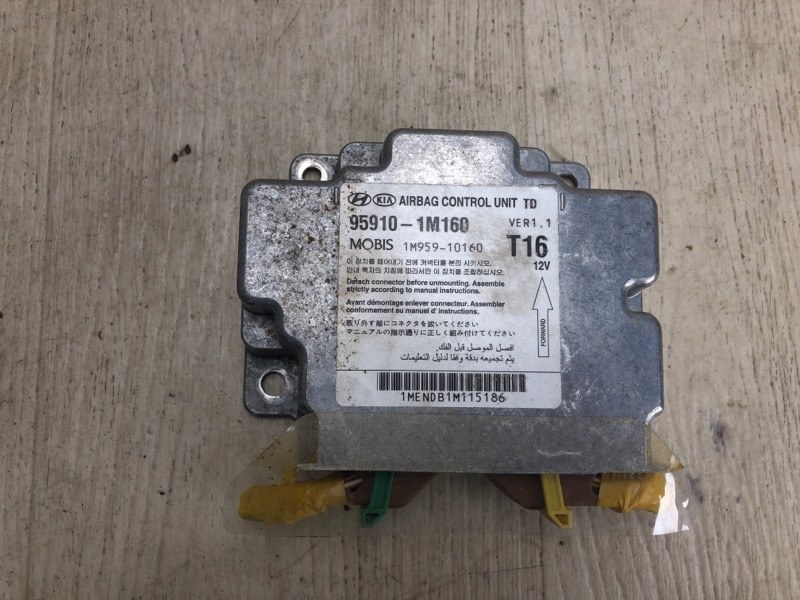 Блок управления AIRBAG KIA FORTE/CERATO TD 08-13 2013 TD 2.0 G4KD 95910-1M160 Б/У
