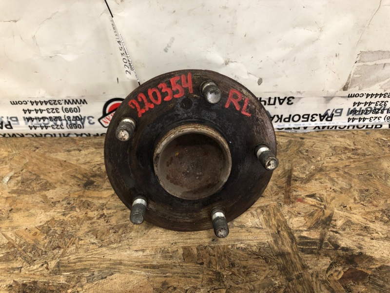 Ступица задняя левая SUZUKI SX4 06-13 2008 Седан J20A 43402-80J01 Б/У