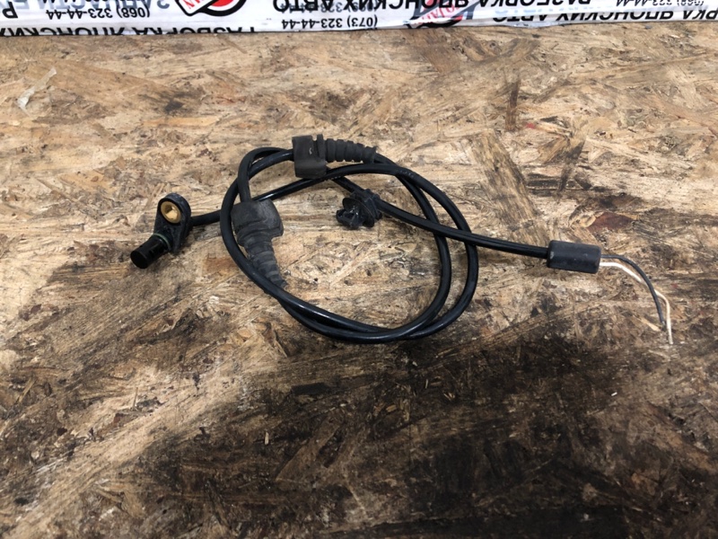 Запчасть датчик abs задний левый SUZUKI SX4 06-13 2008 Седан J20A 56320-79J01 Б/У Датчик ABS задний левый SUZUKI SX4 06-13 2008 Седан J20A 56320-79J01 Б/У