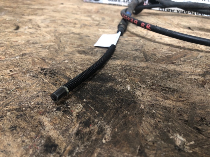 Трос стояночного тормоза задний правый ACCENT RB 10- 2011 1.6L 4