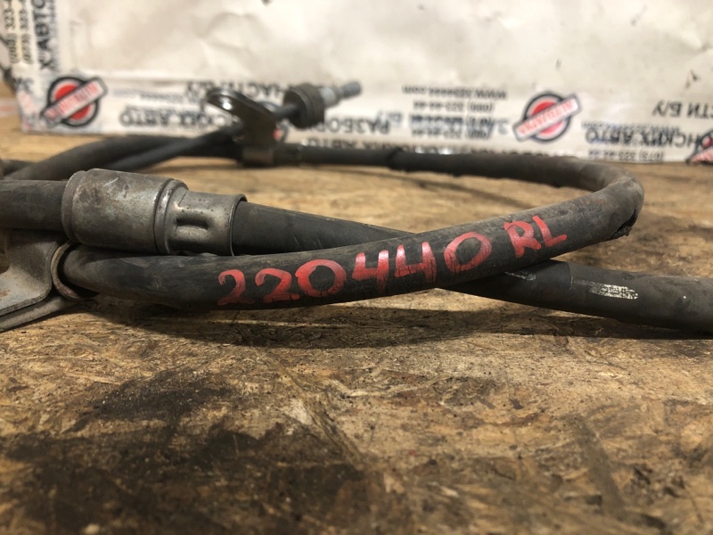 Трос стояночного тормоза задний левый ACCENT RB 10- 2011 1.6L 4