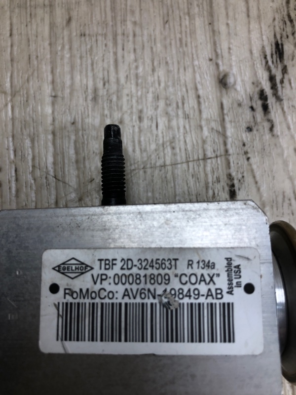 Клапан кондиционера ESCAPE 12-19 2014 TM2 2.0 HDTX